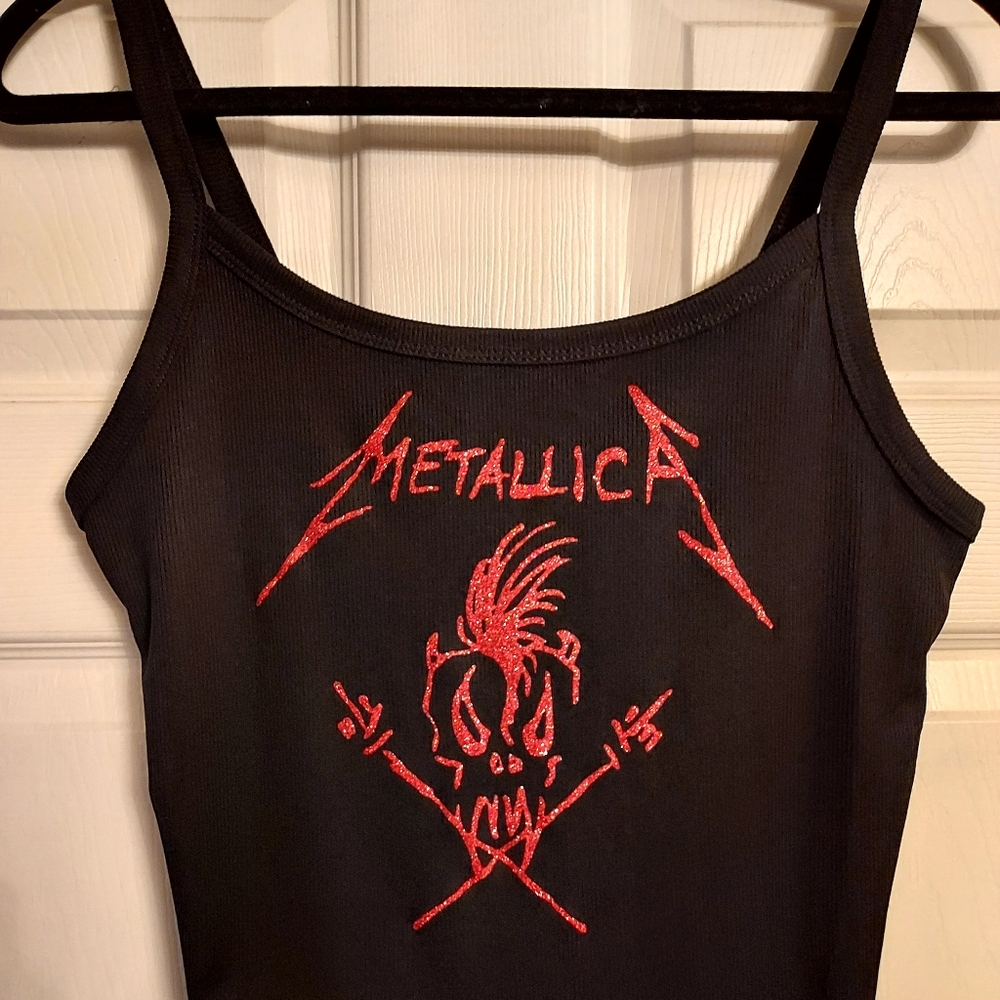 Women's Black and Red Graphic Tank Top